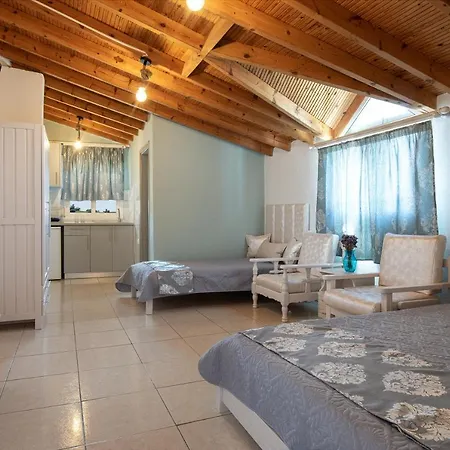 Casamariatoroni Apartment *