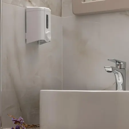 Casamariatoroni * Toróni